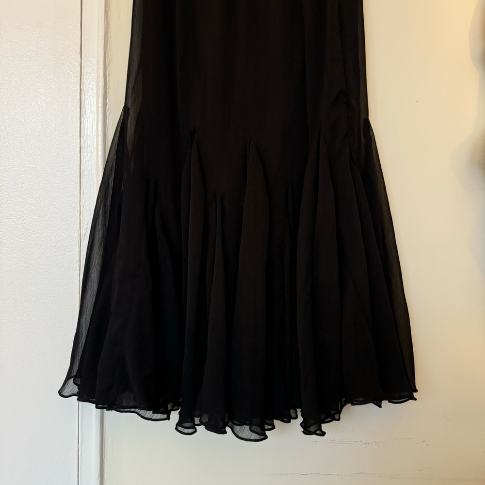 ❌ SOLD ❌ NA-KD Flowy Midi Skirt - Picture 3 of 6